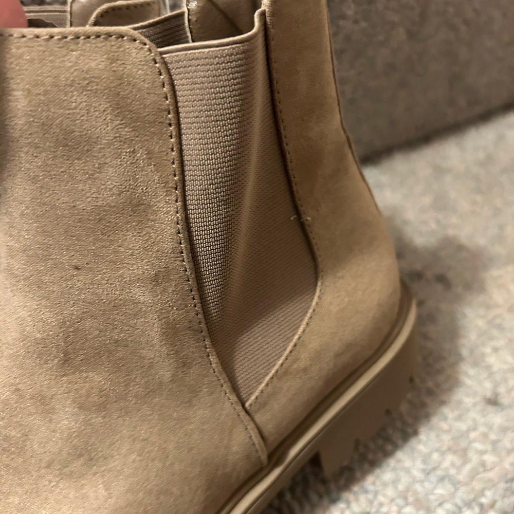 Esprit Tan Ankle Boots - Picture 3 of 6